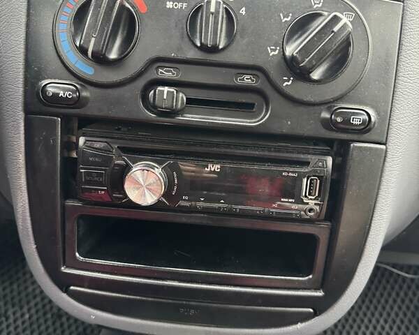 Червоний Деу Ланос, об'ємом двигуна 1.5 л та пробігом 275 тис. км за 2200 $, фото 8 на Automoto.ua