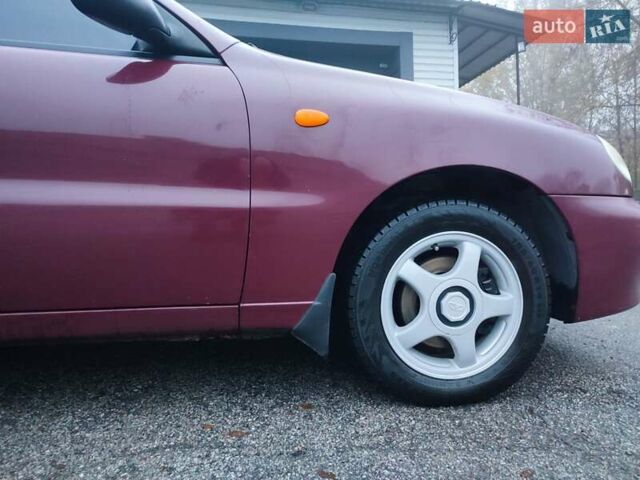 Красный Дэу Ланос, объемом двигателя 1.6 л и пробегом 244 тыс. км за 2850 $, фото 10 на Automoto.ua