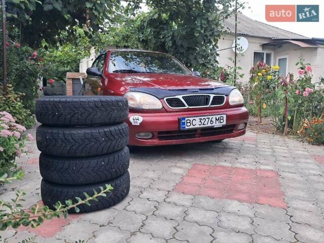 Красный Дэу Ланос, объемом двигателя 1.5 л и пробегом 157 тыс. км за 2450 $, фото 5 на Automoto.ua