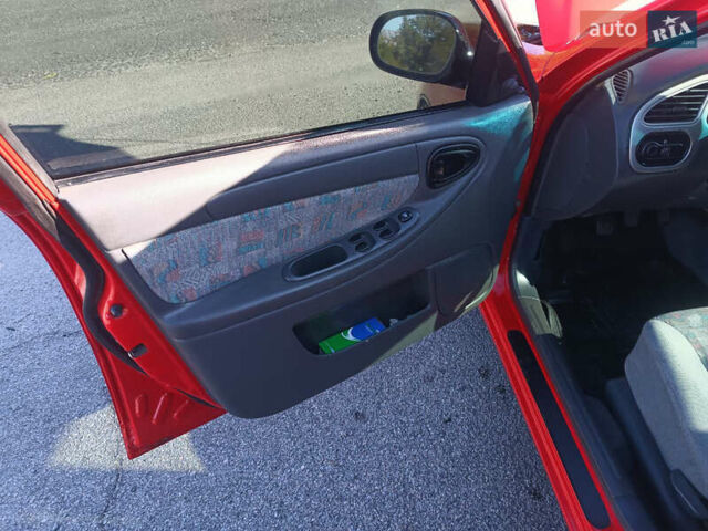 Красный Дэу Ланос, объемом двигателя 1.6 л и пробегом 187 тыс. км за 3150 $, фото 10 на Automoto.ua