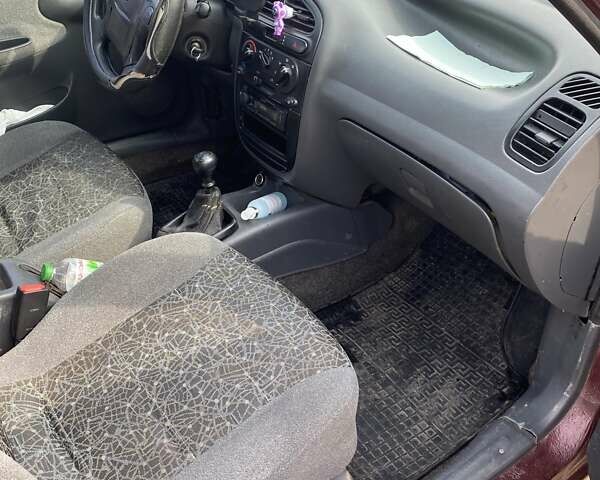 Червоний Деу Ланос, об'ємом двигуна 1.5 л та пробігом 238 тис. км за 1800 $, фото 5 на Automoto.ua