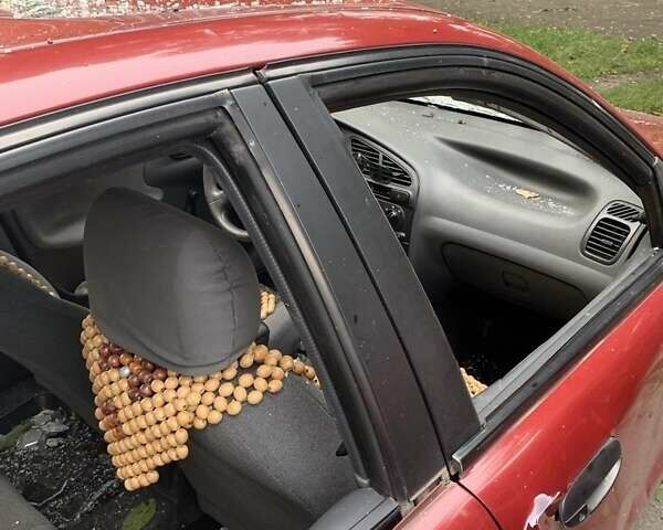 Красный Дэу Ланос, объемом двигателя 1.5 л и пробегом 120 тыс. км за 1600 $, фото 4 на Automoto.ua