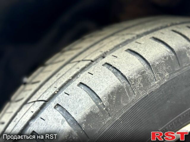 Красный Дэу Ланос, объемом двигателя 1.5 л и пробегом 290 тыс. км за 1950 $, фото 9 на Automoto.ua