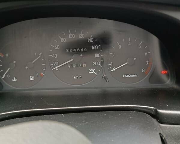 Красный Дэу Ланос, объемом двигателя 1.5 л и пробегом 224 тыс. км за 2700 $, фото 2 на Automoto.ua