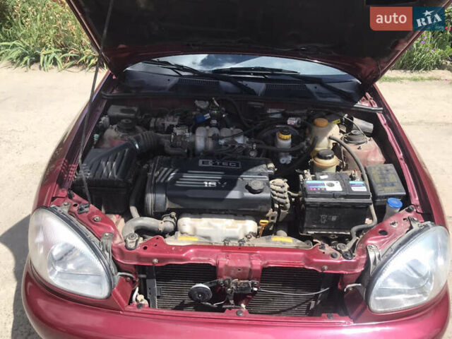 Червоний Деу Ланос, об'ємом двигуна 1.6 л та пробігом 300 тис. км за 2700 $, фото 1 на Automoto.ua