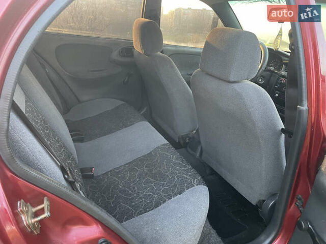 Красный Дэу Ланос, объемом двигателя 1.5 л и пробегом 300 тыс. км за 2999 $, фото 8 на Automoto.ua