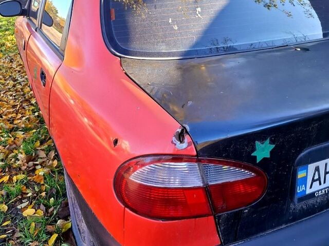 Деу Ланос 2006 у Смеле на Automoto.ua Червоний Деу Ланос, об'ємом двигуна 1.5 л та пробігом 316 тис. км за 1000 $, фото 7 на Automoto.ua