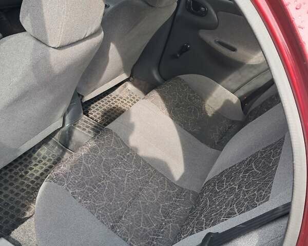 Червоний Деу Ланос, об'ємом двигуна 1.6 л та пробігом 159 тис. км за 2500 $, фото 5 на Automoto.ua