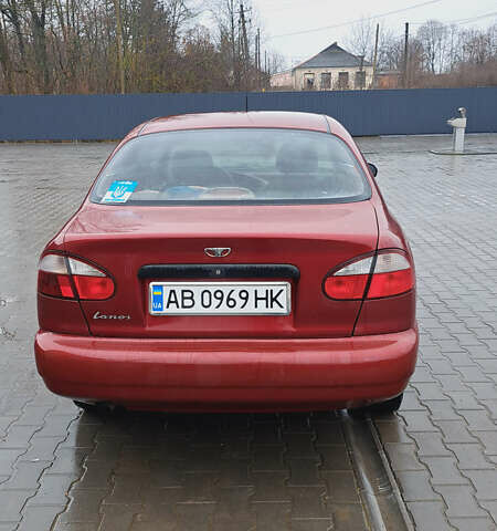 Красный Дэу Ланос, объемом двигателя 1.5 л и пробегом 153 тыс. км за 2000 $, фото 3 на Automoto.ua