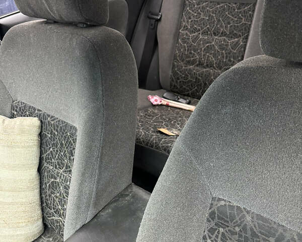 Красный Дэу Ланос, объемом двигателя 1.3 л и пробегом 283 тыс. км за 1500 $, фото 5 на Automoto.ua