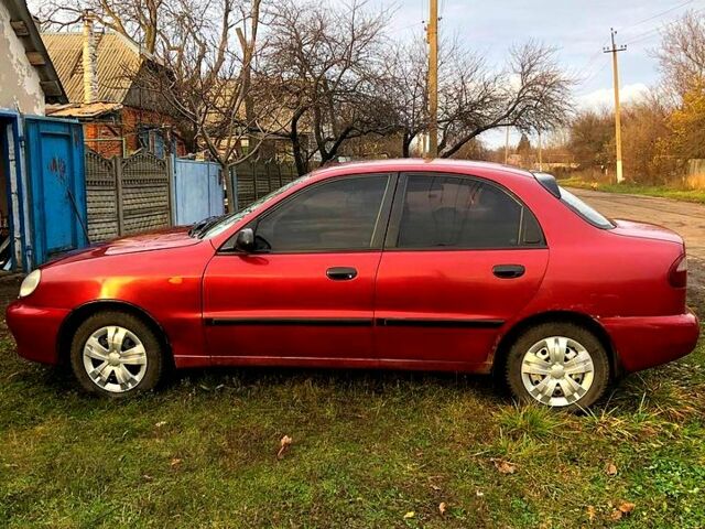 Красный Дэу Ланос, объемом двигателя 1.4 л и пробегом 0 тыс. км за 1350 $, фото 4 на Automoto.ua