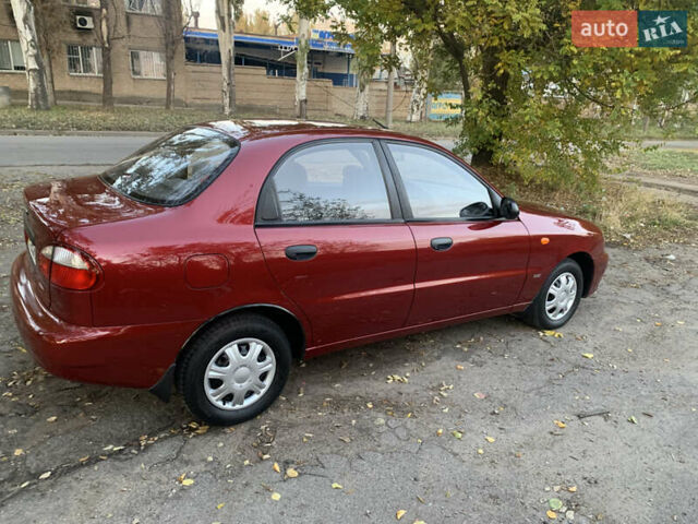 Деу Ланос 2006 у Запоріжжя на Automoto.ua Червоний Деу Ланос, об'ємом двигуна 1.5 л та пробігом 51 тис. км за 3800 $, фото 1 на Automoto.ua
