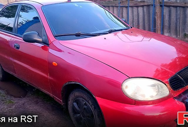 Дэу Ланос 2006 в Полтаве на Automoto.ua Красный Дэу Ланос, объемом двигателя 1.5 л и пробегом 240 тыс. км за 1550 $, фото 2 на Automoto.ua