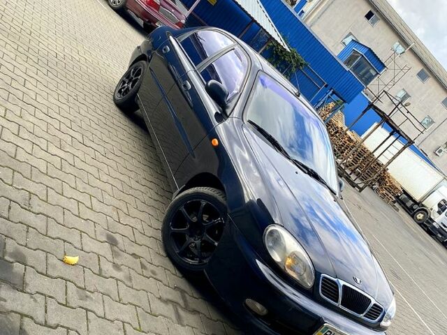 Красный Дэу Ланос, объемом двигателя 1.5 л и пробегом 116 тыс. км за 3500 $, фото 1 на Automoto.ua