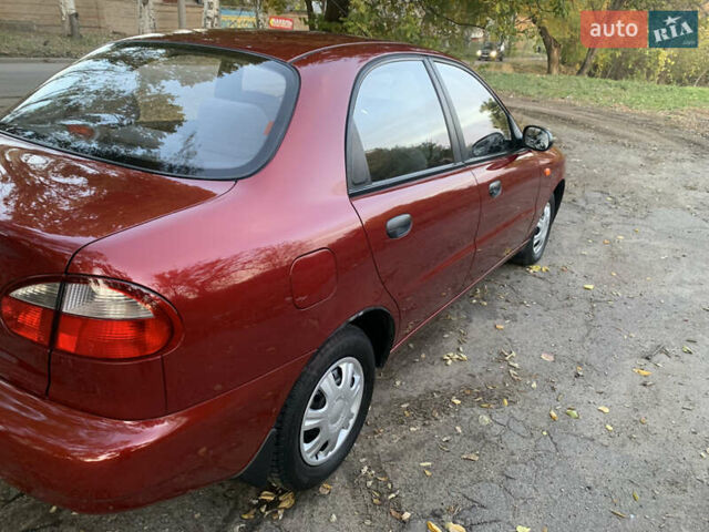 Деу Ланос 2006 у Запоріжжя на Automoto.ua Червоний Деу Ланос, об'ємом двигуна 1.5 л та пробігом 51 тис. км за 3800 $, фото 10 на Automoto.ua