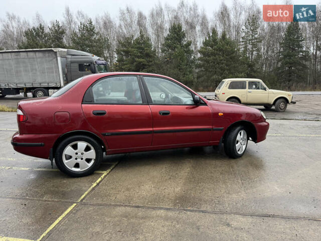 Красный Дэу Ланос, объемом двигателя 1.5 л и пробегом 310 тыс. км за 1850 $, фото 1 на Automoto.ua