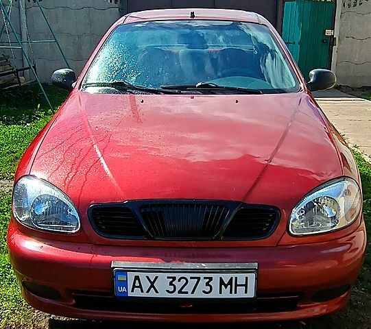 Красный Дэу Ланос, объемом двигателя 1.5 л и пробегом 163 тыс. км за 2200 $, фото 1 на Automoto.ua