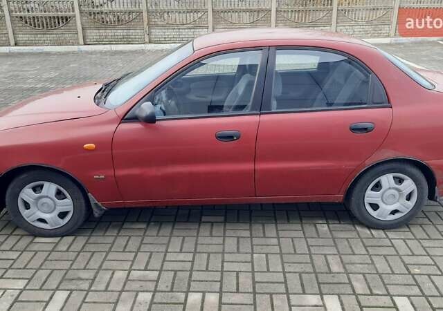 Деу Ланос 2006 у Запоріжжя на Automoto.ua Червоний Деу Ланос, об'ємом двигуна 1.5 л та пробігом 151 тис. км за 1399 $, фото 4 на Automoto.ua