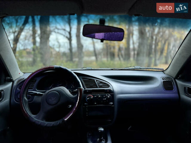 Деу Ланос 2006 у Василькове на Automoto.ua Червоний Деу Ланос, об'ємом двигуна 1.5 л та пробігом 141 тис. км за 1700 $, фото 10 на Automoto.ua