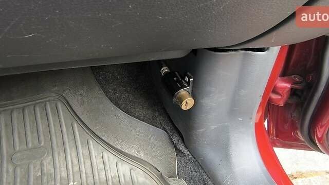 Красный Дэу Ланос, объемом двигателя 1.5 л и пробегом 128 тыс. км за 3550 $, фото 6 на Automoto.ua