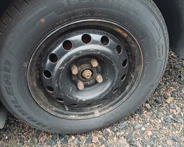 Красный Дэу Ланос, объемом двигателя 1.5 л и пробегом 501 тыс. км за 2400 $, фото 11 на Automoto.ua