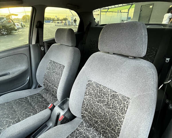 Красный Дэу Ланос, объемом двигателя 1.5 л и пробегом 175 тыс. км за 2200 $, фото 12 на Automoto.ua