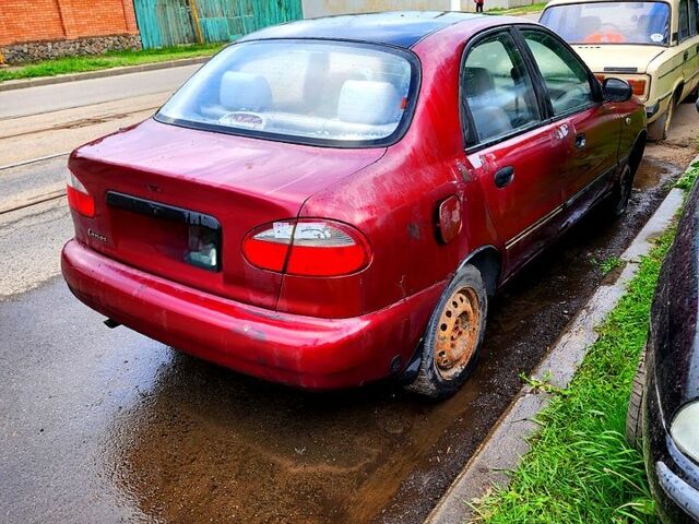 Червоний Деу Ланос, об'ємом двигуна 1.6 л та пробігом 190 тис. км за 600 $, фото 1 на Automoto.ua