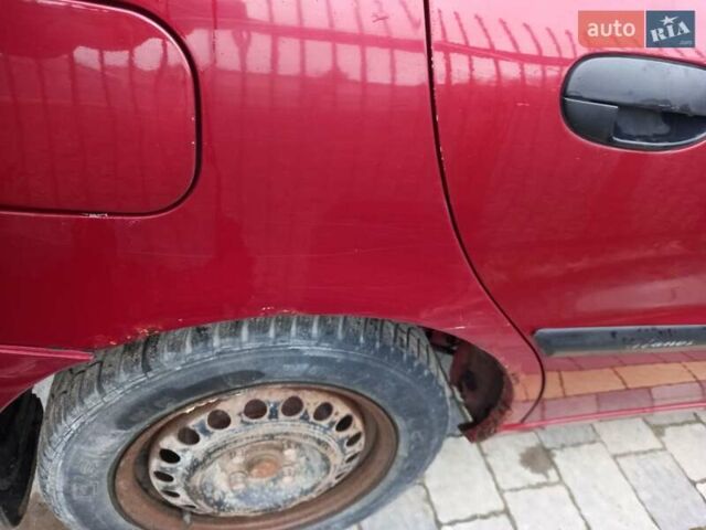Красный Дэу Ланос, объемом двигателя 1.5 л и пробегом 153 тыс. км за 1300 $, фото 3 на Automoto.ua