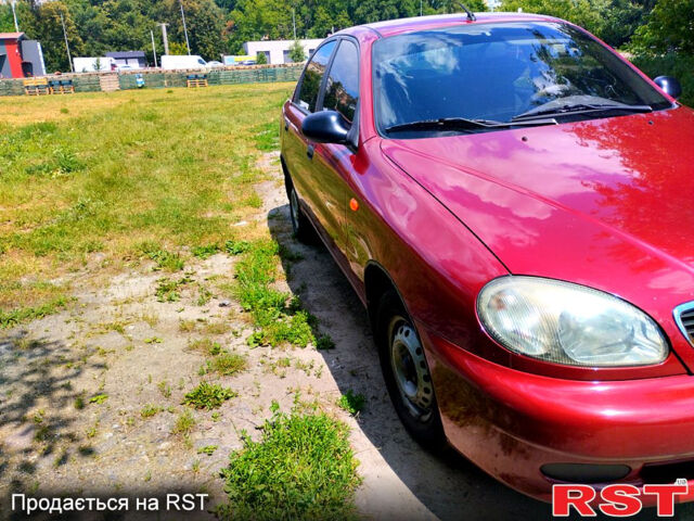 Красный Дэу Ланос, объемом двигателя 1.5 л и пробегом 132 тыс. км за 2390 $, фото 3 на Automoto.ua