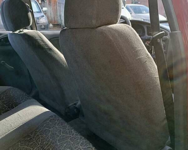 Червоний Деу Ланос, об'ємом двигуна 1.5 л та пробігом 268 тис. км за 1950 $, фото 14 на Automoto.ua