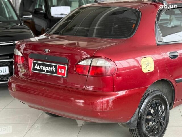 Красный Дэу Ланос, объемом двигателя 1.5 л и пробегом 305 тыс. км за 2440 $, фото 7 на Automoto.ua