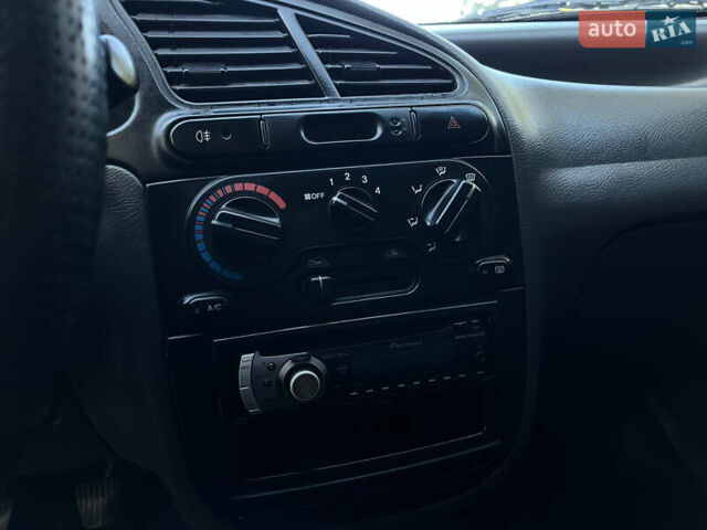 Червоний Деу Ланос, об'ємом двигуна 1.6 л та пробігом 495 тис. км за 2600 $, фото 22 на Automoto.ua