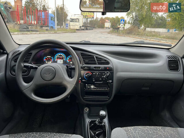 Красный Дэу Ланос, объемом двигателя 1.5 л и пробегом 117 тыс. км за 2800 $, фото 15 на Automoto.ua