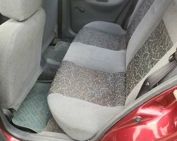 Червоний Деу Ланос, об'ємом двигуна 1.5 л та пробігом 224 тис. км за 1400 $, фото 3 на Automoto.ua