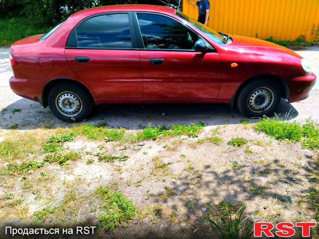 Красный Дэу Ланос, объемом двигателя 1.5 л и пробегом 132 тыс. км за 2390 $, фото 1 на Automoto.ua