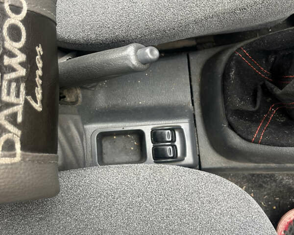 Деу Ланос 2007 у Черкасах на Automoto.ua Червоний Деу Ланос, об'ємом двигуна 1.6 л та пробігом 311 тис. км за 2575 $, фото 8 на Automoto.ua