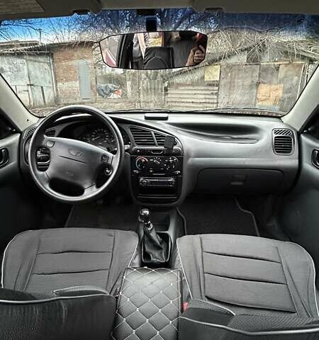 Червоний Деу Ланос, об'ємом двигуна 1.6 л та пробігом 223 тис. км за 3600 $, фото 9 на Automoto.ua