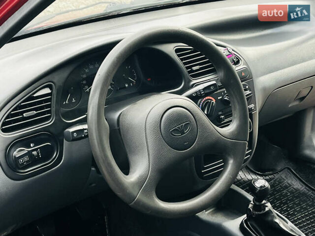 Червоний Деу Ланос, об'ємом двигуна 1.5 л та пробігом 209 тис. км за 2700 $, фото 9 на Automoto.ua