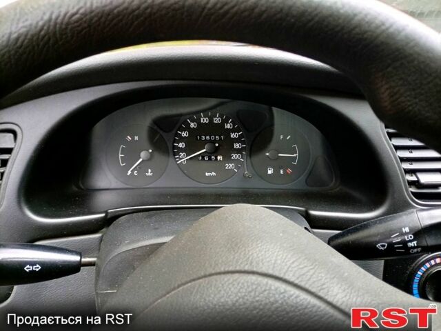 Червоний Деу Ланос, об'ємом двигуна 1.5 л та пробігом 136 тис. км за 3500 $, фото 2 на Automoto.ua