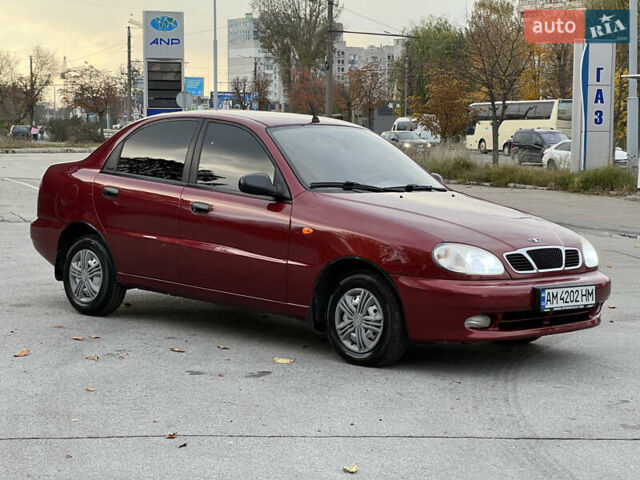 Красный Дэу Ланос, объемом двигателя 1.5 л и пробегом 117 тыс. км за 2800 $, фото 7 на Automoto.ua