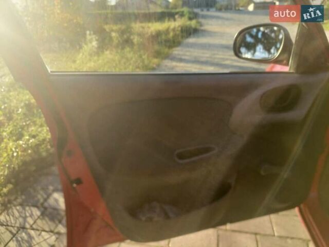 Дэу Ланос 2008 в Староконстантинов на Automoto.ua Красный Дэу Ланос, объемом двигателя 1.5 л и пробегом 120 тыс. км за 1800 $, фото 9 на Automoto.ua