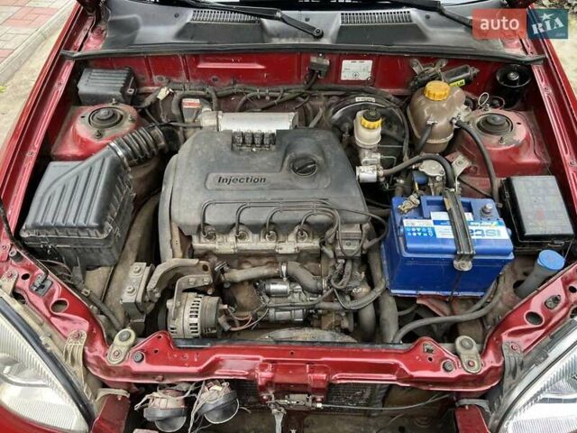 Дэу Ланос 2008 в Чернигове на Automoto.ua Красный Дэу Ланос, объемом двигателя 1.4 л и пробегом 85 тыс. км за 3100 $, фото 1 на Automoto.ua