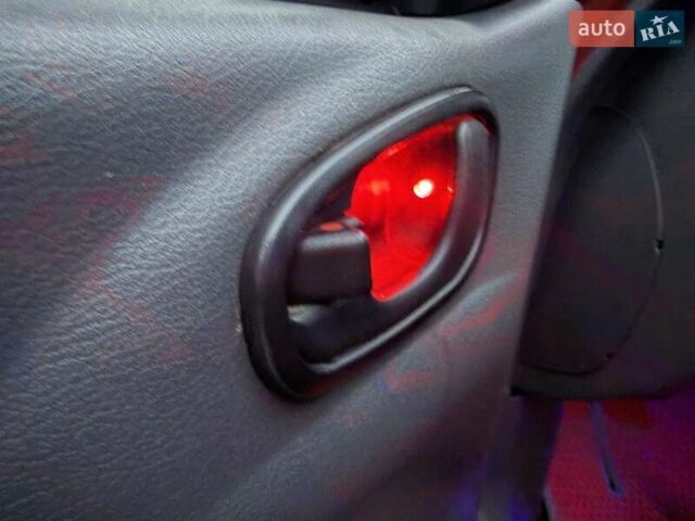 Червоний Деу Ланос, об'ємом двигуна 1.5 л та пробігом 103 тис. км за 3950 $, фото 21 на Automoto.ua