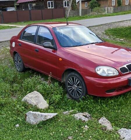 Красный Дэу Ланос, объемом двигателя 1.5 л и пробегом 180 тыс. км за 2000 $, фото 5 на Automoto.ua