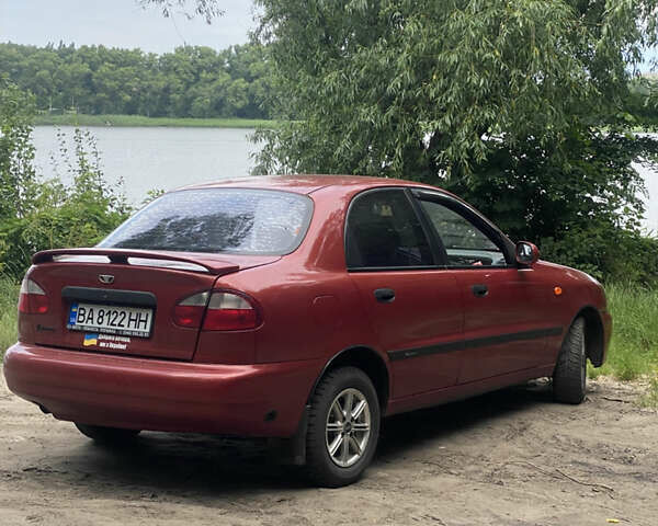 Красный Дэу Ланос, объемом двигателя 1.5 л и пробегом 212 тыс. км за 2250 $, фото 3 на Automoto.ua