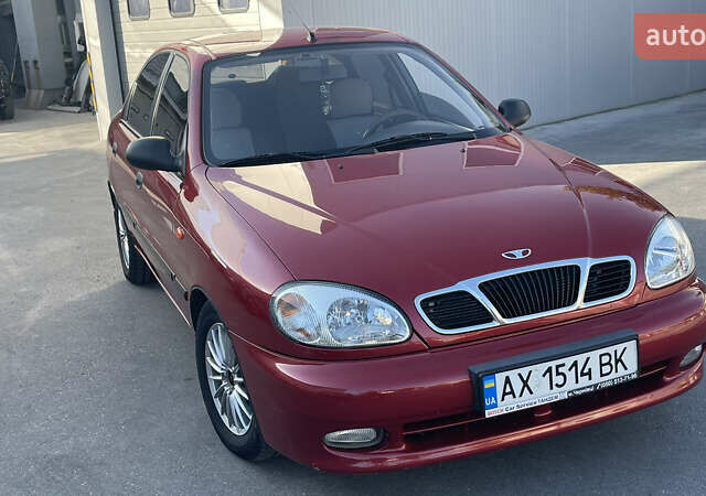 Красный Дэу Ланос, объемом двигателя 1.5 л и пробегом 148 тыс. км за 2600 $, фото 1 на Automoto.ua