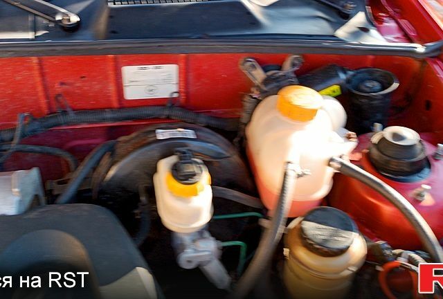 Красный Дэу Ланос, объемом двигателя 1.4 л и пробегом 161 тыс. км за 3000 $, фото 8 на Automoto.ua