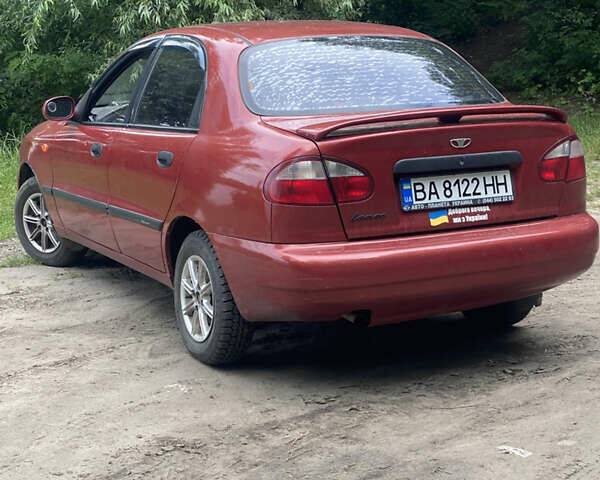 Красный Дэу Ланос, объемом двигателя 1.5 л и пробегом 212 тыс. км за 2250 $, фото 1 на Automoto.ua