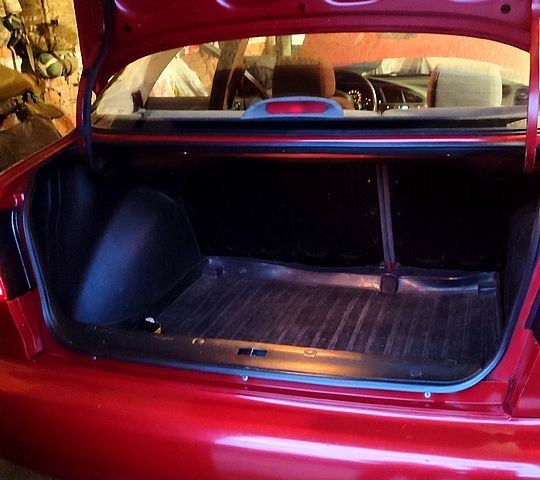 Червоний Деу Ланос, об'ємом двигуна 1.5 л та пробігом 95 тис. км за 2800 $, фото 3 на Automoto.ua