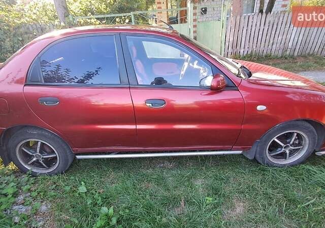 Деу Ланос 2008 у Житомирі на Automoto.ua Червоний Деу Ланос, об'ємом двигуна 1.6 л та пробігом 305 тис. км за 2000 $, фото 8 на Automoto.ua
